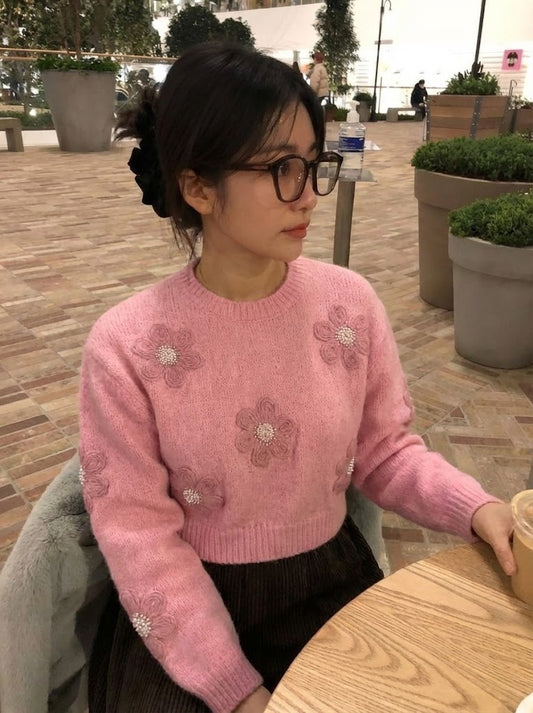Cropped Knit Sweater with Floral Embroidery